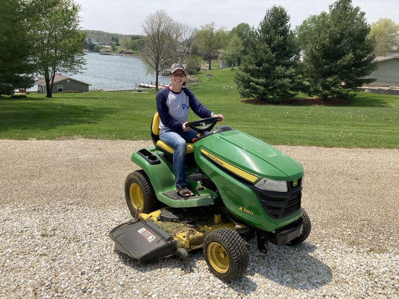 Erynn Lawn Tractor